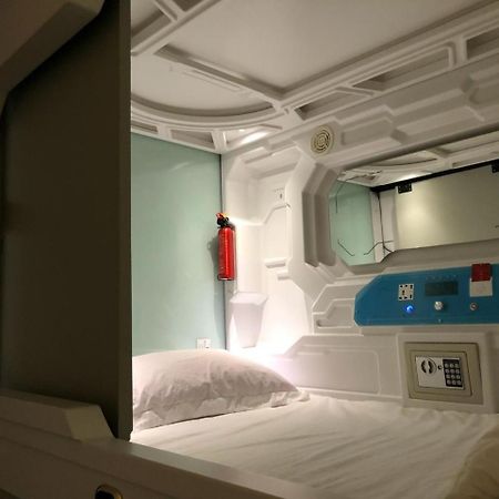 Oh My Pods Hostel Singapore Bagian luar foto